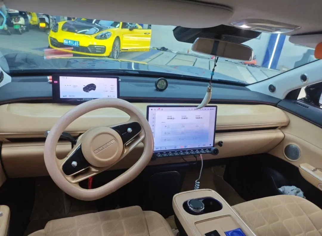 2024 Exceed Sterra ET REEV 156HP REEV 32KWH,autocango,china used car exporter,china ev exporter,chinese used car exporter,chinese used ev exporter