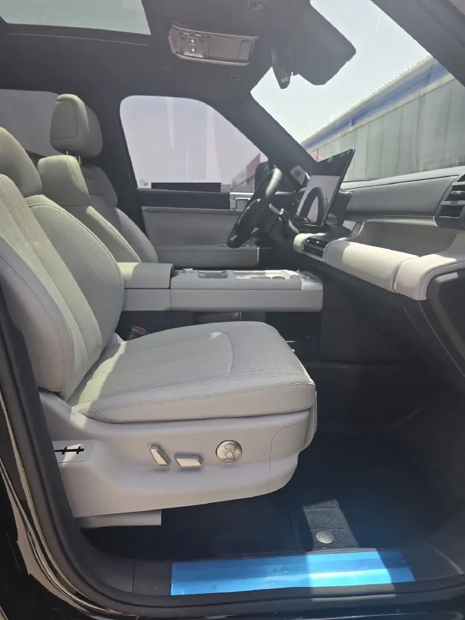 2025 FangChengBao Tai 7 1.5T 156HP L4 E-CVT PHEV,autocango,china used car exporter,china ev exporter,chinese used car exporter,chinese used ev exporter