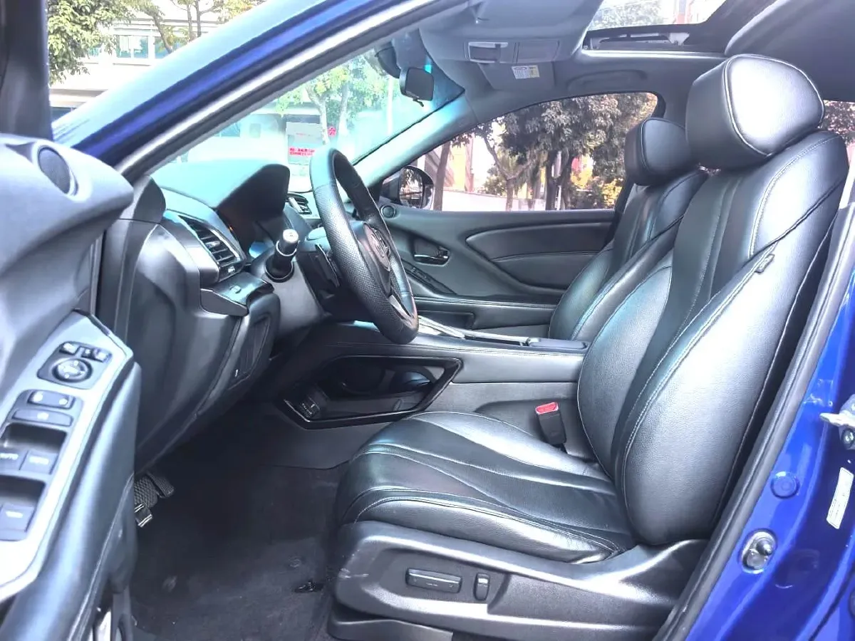 2016 Acura CDX 1.5T 182HP L4 8DCT,autocango,china used car exporter,china ev exporter,chinese used car exporter,chinese used ev exporter