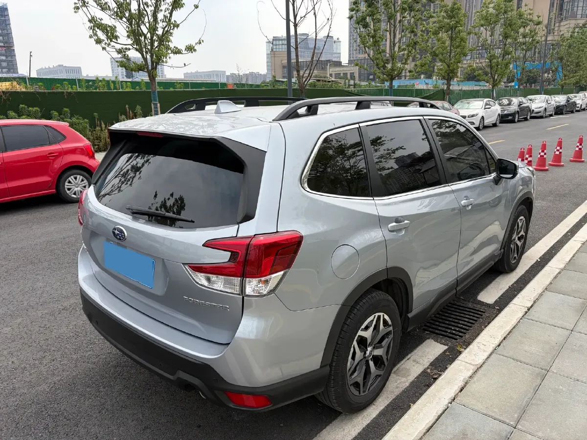 2022 Subaru Forester 2.0L 154HP H4 CVT,autocango,china used car exporter,china ev exporter,chinese used car exporter,chinese used ev exporter