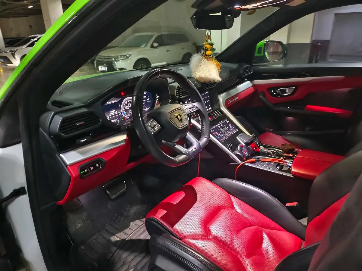 2018 Lamborghini Urus 4.0T 650HP V8 8AT,autocango,china used car exporter,china ev exporter,chinese used car exporter,chinese used ev exporter