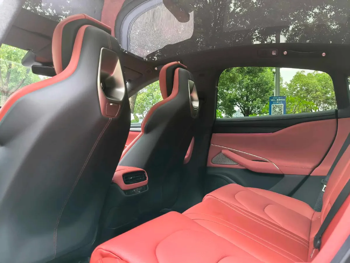 2024 MI SU7 BEV 73.6KWH,autocango,china used car exporter,china ev exporter,chinese used car exporter,chinese used ev exporter