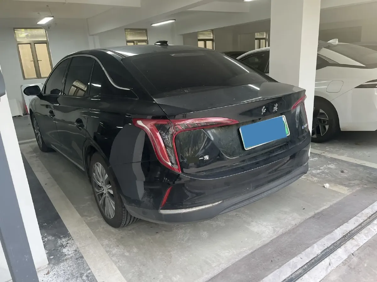 2024 HongQi E-QM5 BEV 60KWH,autocango,china used car exporter,china ev exporter,chinese used car exporter,chinese used ev exporter