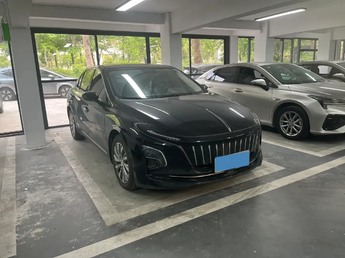 2024 HongQi E-QM5 BEV 60KWH,autocango,china used car exporter,china ev exporter,chinese used car exporter,chinese used ev exporter