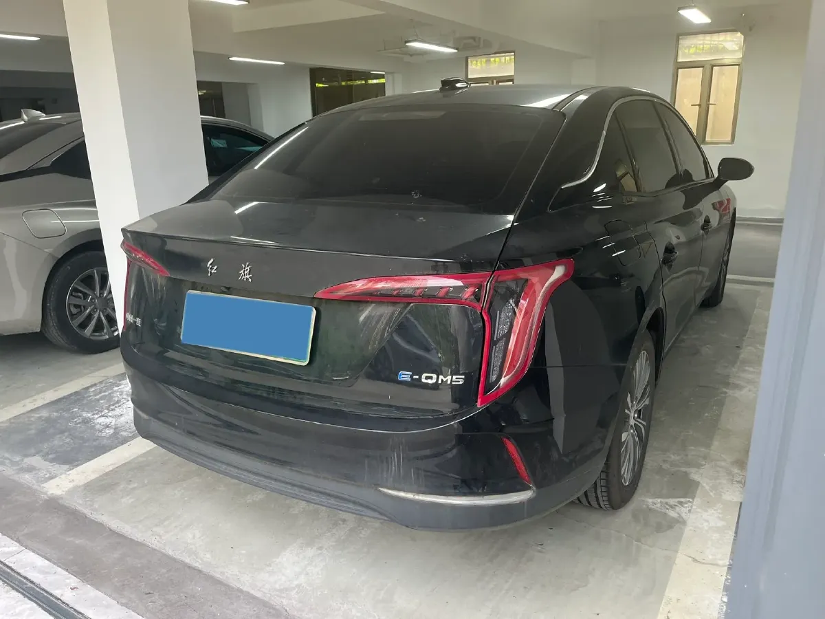 2024 HongQi E-QM5 BEV 60KWH,autocango,china used car exporter,china ev exporter,chinese used car exporter,chinese used ev exporter