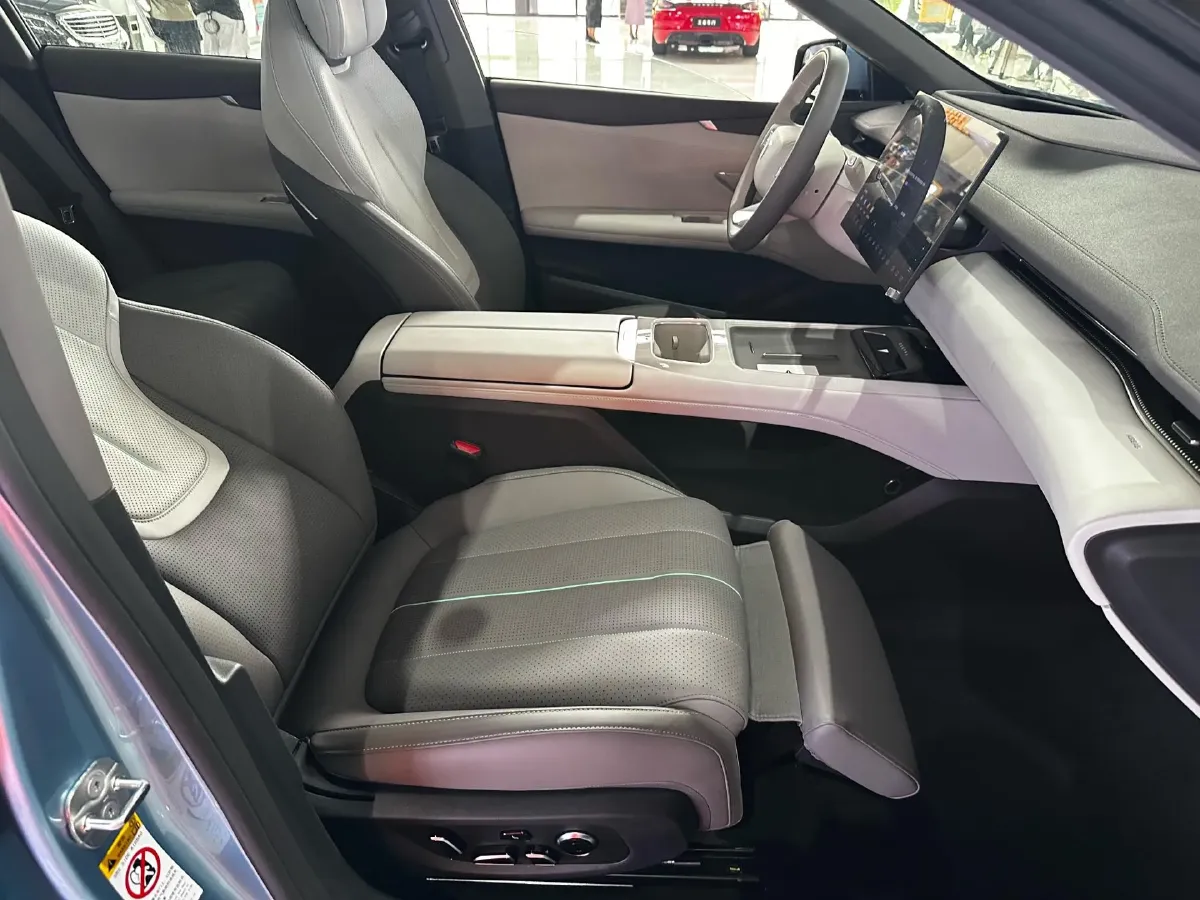 2024 Deepal L07 1.5L 98HP L4 REEV 28.39KWH,autocango,china used car exporter,china ev exporter,chinese used car exporter,chinese used ev exporter