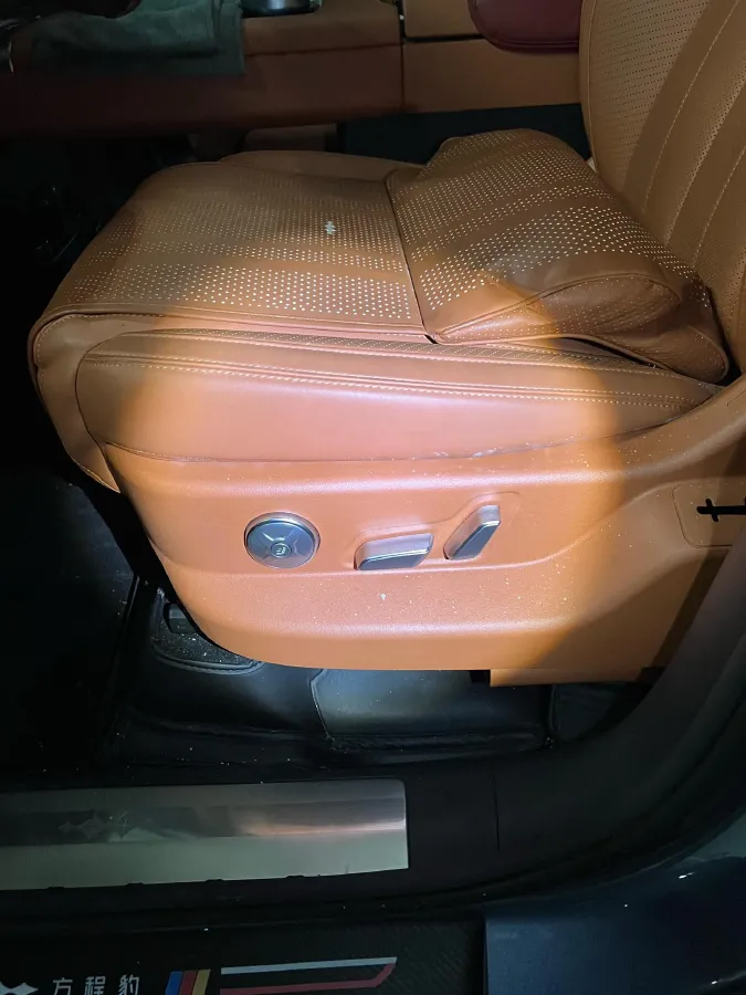 2025 FangChengBao Tai 7 1.5T 156HP L4 E-CVT PHEV,autocango,china used car exporter,china ev exporter,chinese used car exporter,chinese used ev exporter