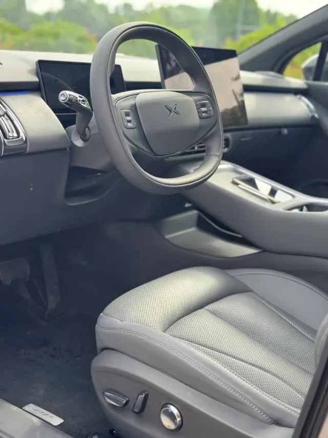 2024 Xpeng P7+ BEV 60.7KWH,autocango,china used car exporter,china ev exporter,chinese used car exporter,chinese used ev exporter