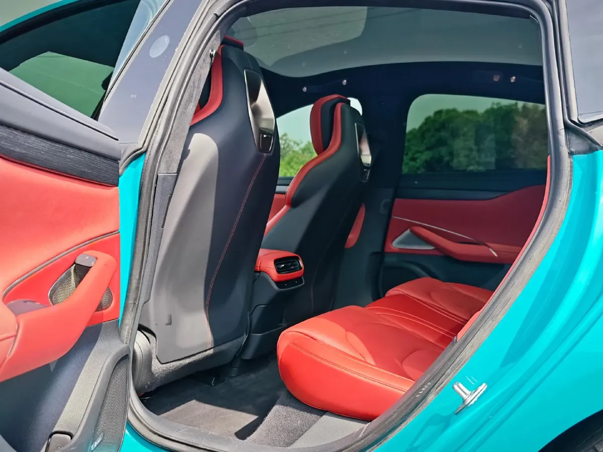 2024 MI SU7 BEV 101KWH,autocango,china used car exporter,china ev exporter,chinese used car exporter,chinese used ev exporter