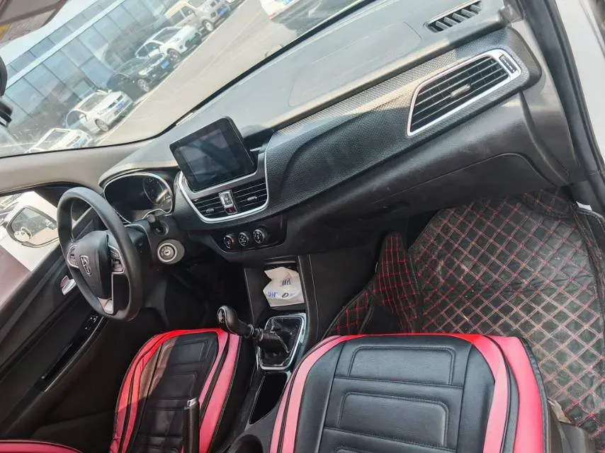 2018 BaoJun 530 1.5T 150HP L4 6MT,autocango,china used car exporter,china ev exporter,chinese used car exporter,chinese used ev exporter