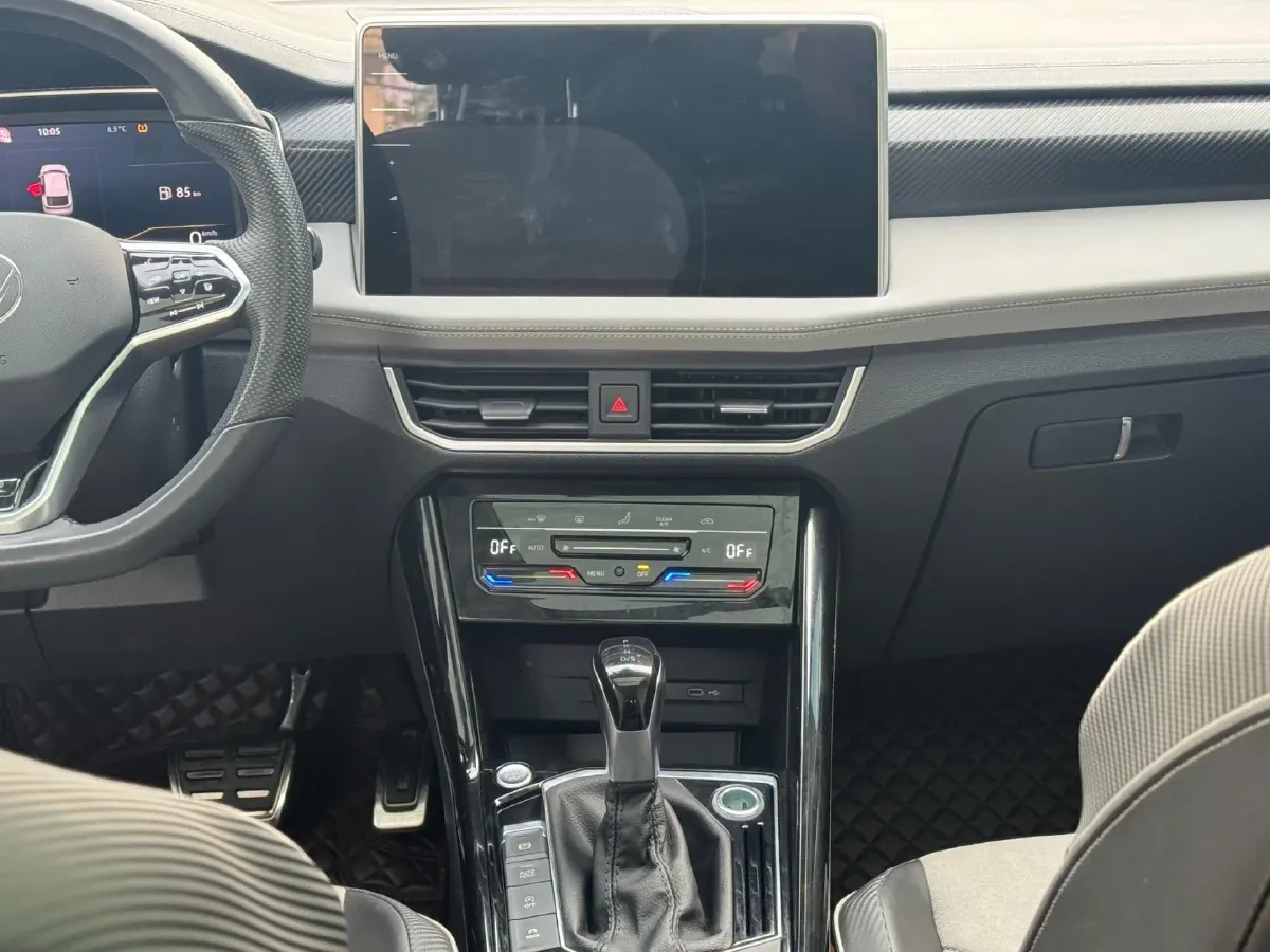 2023 Volkswagen Tayron X 2.0T 186HP L4 7DCT,autocango,china used car exporter,china ev exporter,chinese used car exporter,chinese used ev exporter