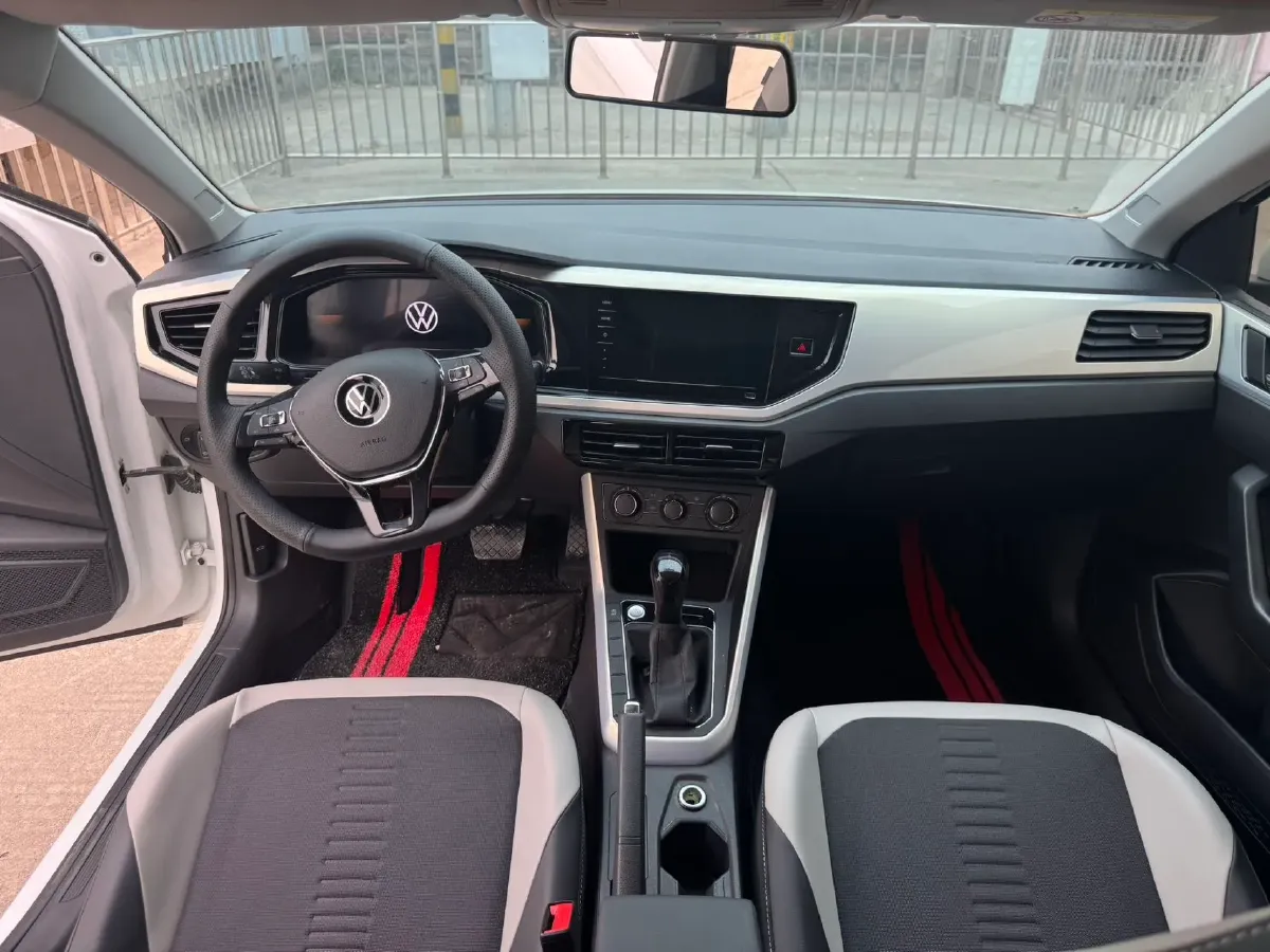 2023 Volkswagen Polo 1.5L 113HP L4 6AT,autocango,china used car exporter,china ev exporter,chinese used car exporter,chinese used ev exporter