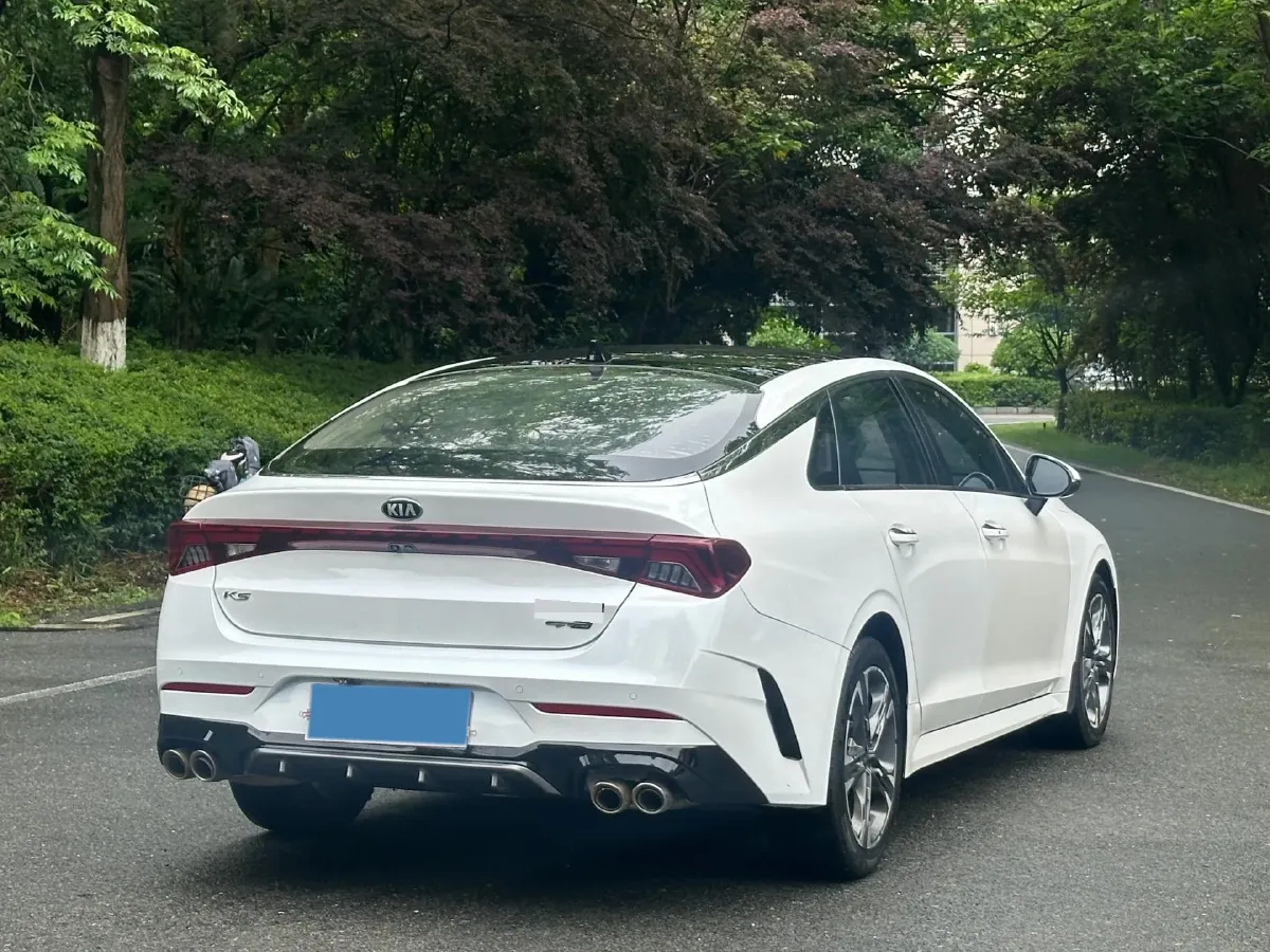 2020 Kia K5 2.0T 240HP L4 8AT,autocango,china used car exporter,china ev exporter,chinese used car exporter,chinese used ev exporter