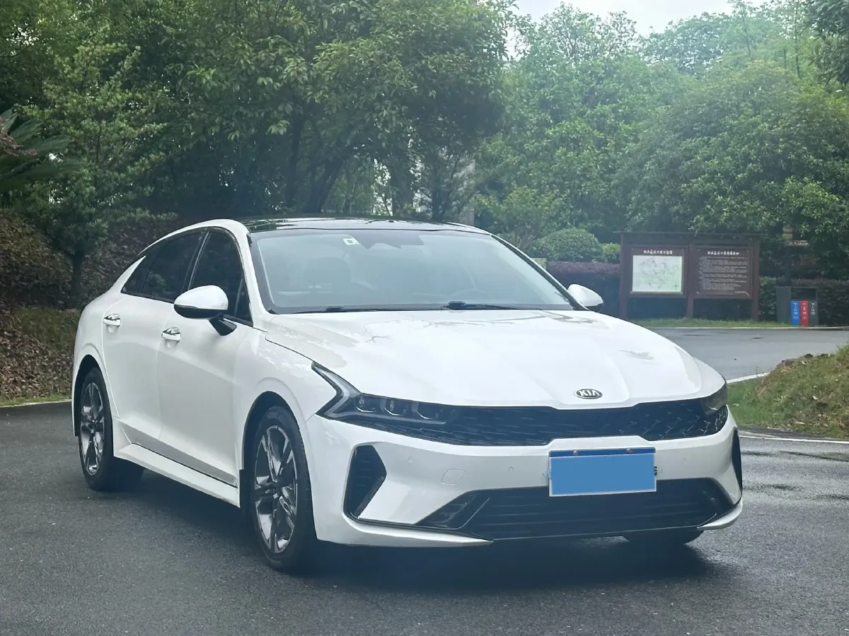 2020 Kia K5 2.0T 240HP L4 8AT,autocango,china used car exporter,china ev exporter,chinese used car exporter,chinese used ev exporter
