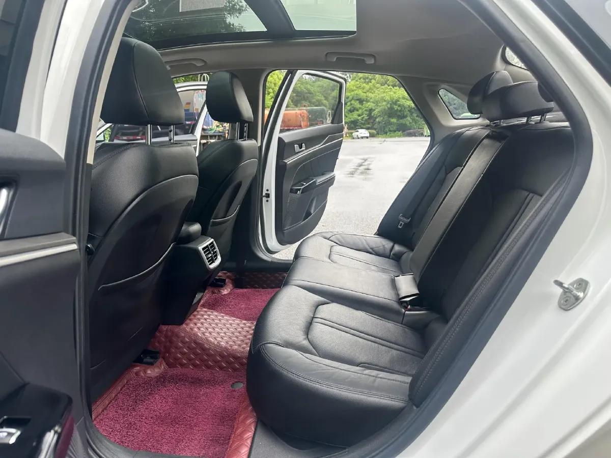 2020 Kia K5 2.0T 240HP L4 8AT,autocango,china used car exporter,china ev exporter,chinese used car exporter,chinese used ev exporter