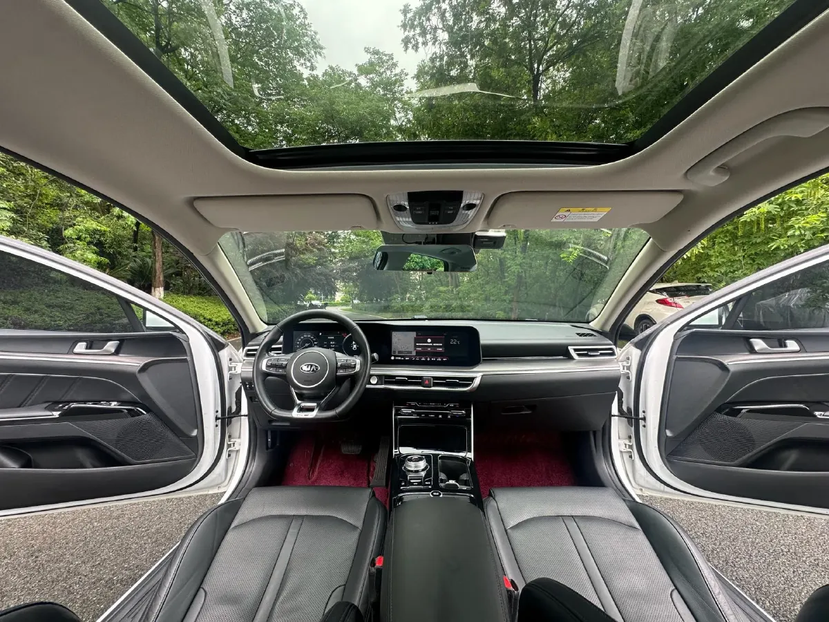2020 Kia K5 2.0T 240HP L4 8AT,autocango,china used car exporter,china ev exporter,chinese used car exporter,chinese used ev exporter