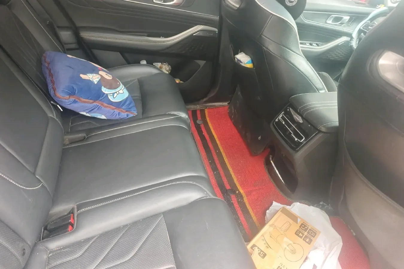 2023 ChangAn UNI-K 2.0T 233HP L4 8AT,autocango,china used car exporter,china ev exporter,chinese used car exporter,chinese used ev exporter