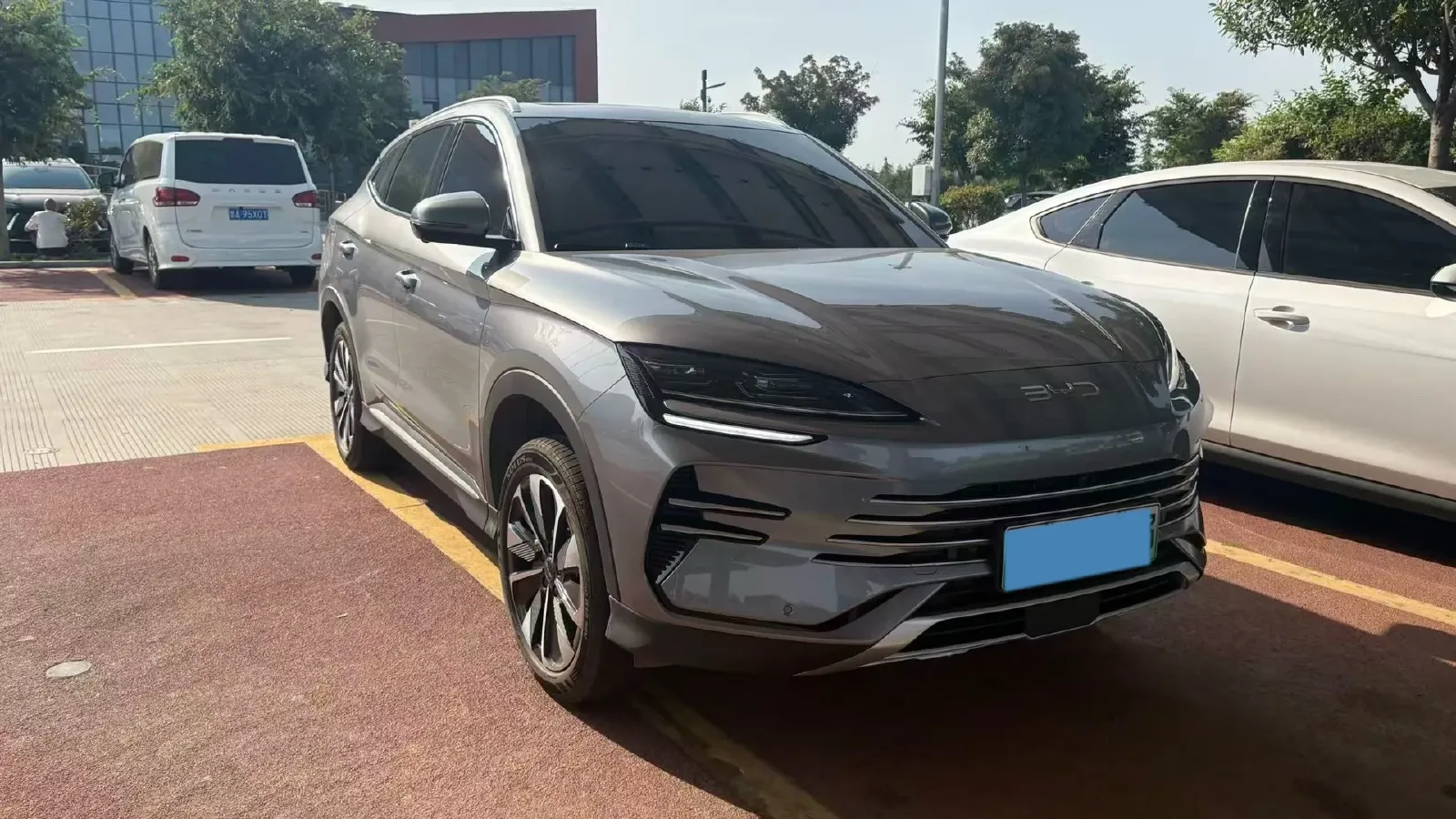 2025 BYD Song Plus 1.5L 101HP L4 E-CVT PHEV 18.3KWH,autocango,china used car exporter,china ev exporter,chinese used car exporter,chinese used ev exporter