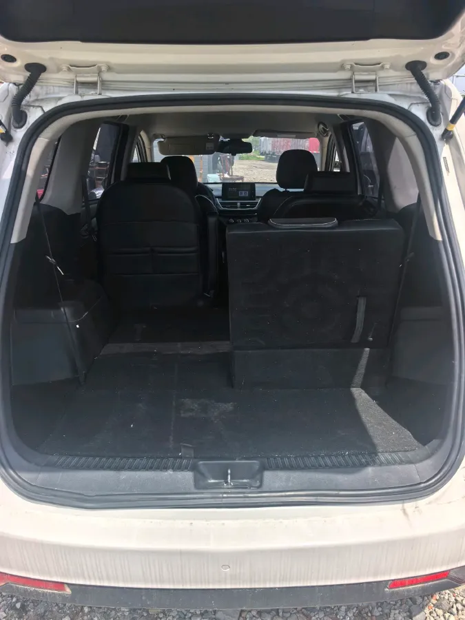 2018 BaoJun 360 1.5L 112HP L4 6MT,autocango,china used car exporter,china ev exporter,chinese used car exporter,chinese used ev exporter
