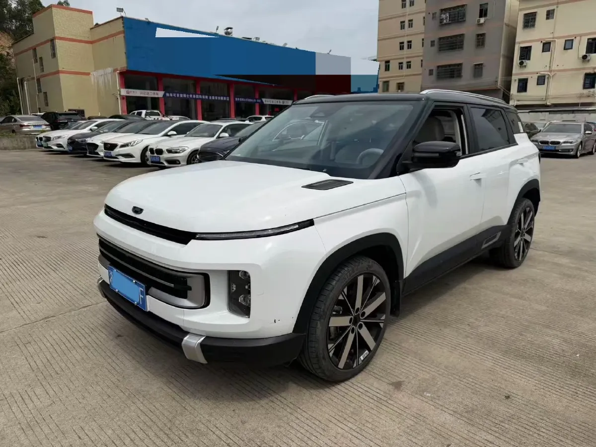2023 Geely ICON 1.5T 181HP L4 7DCT,autocango,china used car exporter,china ev exporter,chinese used car exporter,chinese used ev exporter
