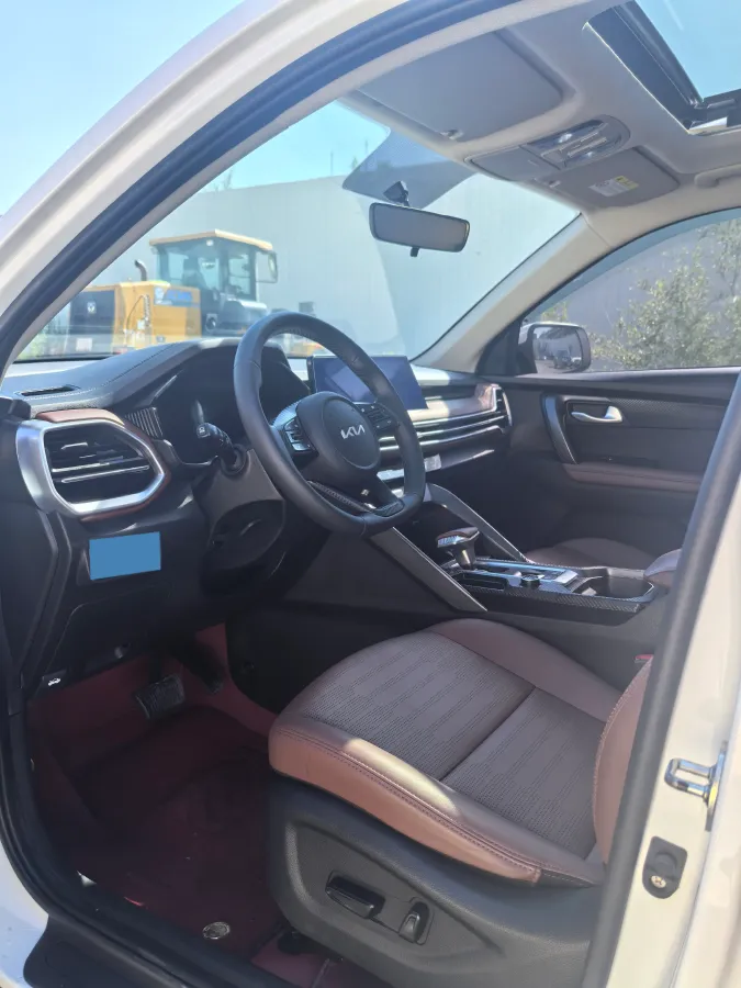 2021 Kia Sportage R 2.0L 161HP L4 6AT,autocango,china used car exporter,china ev exporter,chinese used car exporter,chinese used ev exporter