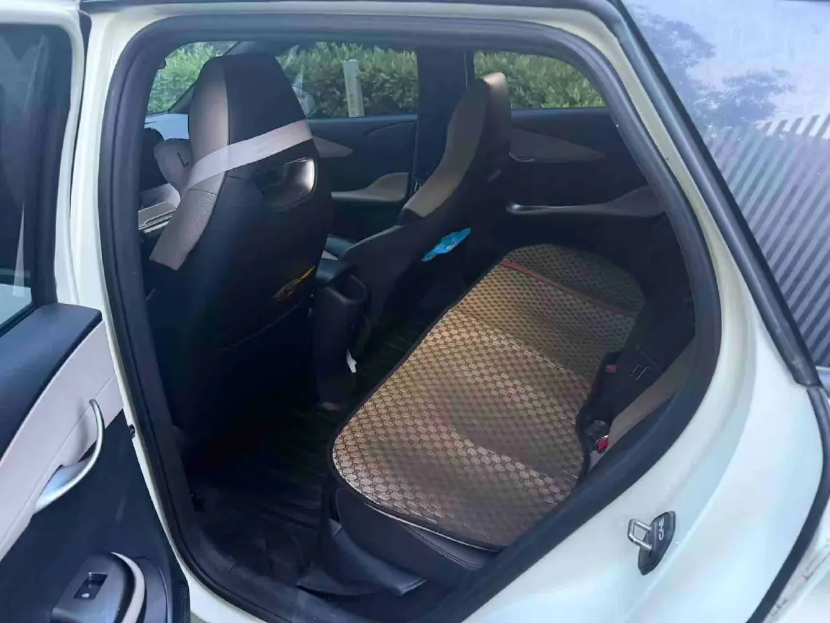 2023 BYD Dolphin BEV 44.928KWH,autocango,china used car exporter,china ev exporter,chinese used car exporter,chinese used ev exporter