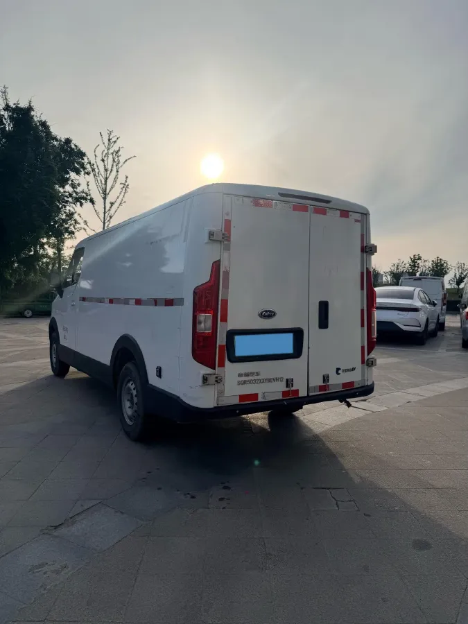 2019 Karry Dolphin EV BEV 44.5KWH,autocango,china used car exporter,china ev exporter,chinese used car exporter,chinese used ev exporter