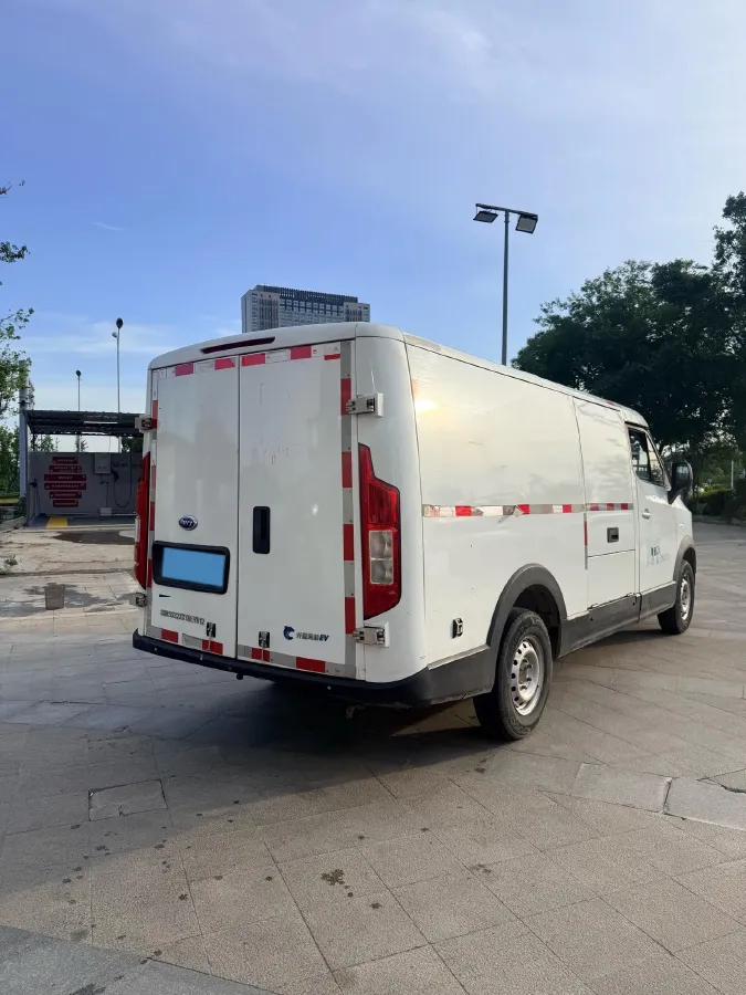 2019 Karry Dolphin EV BEV 44.5KWH,autocango,china used car exporter,china ev exporter,chinese used car exporter,chinese used ev exporter