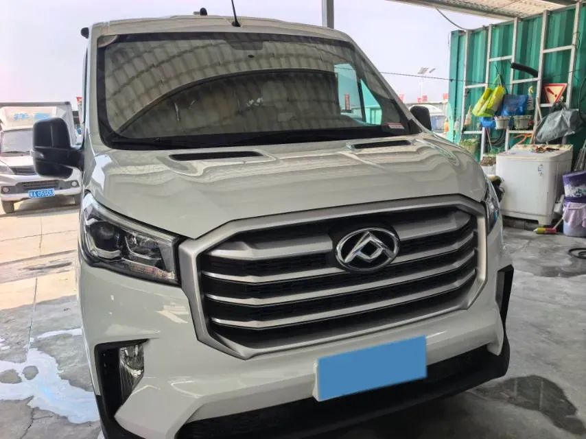 2022 JMC YuHu 9 2.0T 220HP L4 6MT,autocango,china used car exporter,china ev exporter,chinese used car exporter,chinese used ev exporter