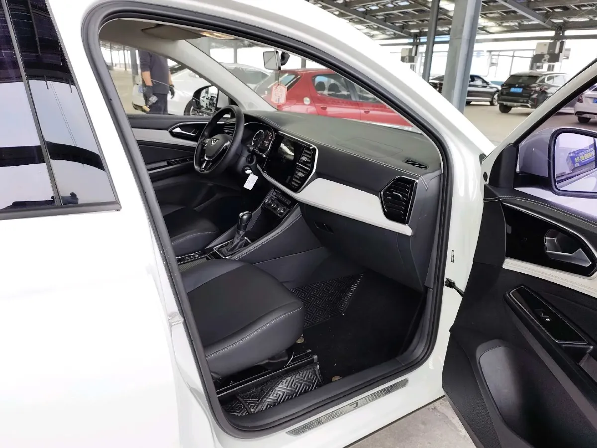 2022 Jetta VS5 1.4T 150HP L4 6AT,autocango,china used car exporter,china ev exporter,chinese used car exporter,chinese used ev exporter
