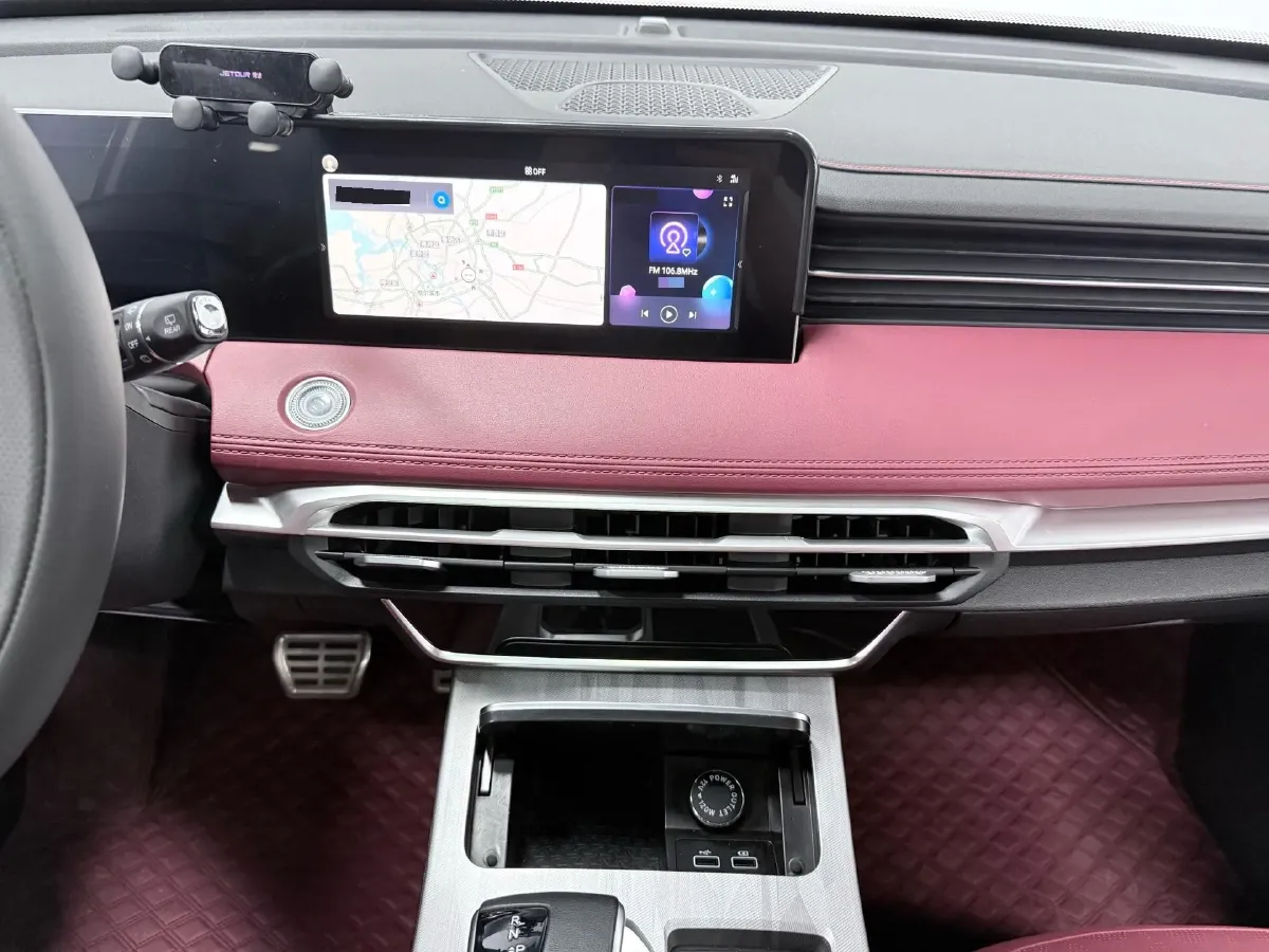 2023 ChangAn Oshan X7 Plus 1.5T 188HP L4 7DCT,autocango,china used car exporter,china ev exporter,chinese used car exporter,chinese used ev exporter