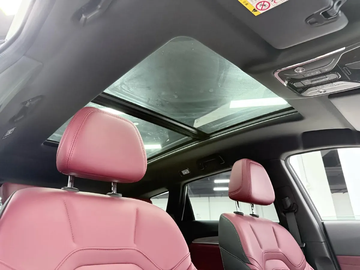 2023 ChangAn Oshan X7 Plus 1.5T 188HP L4 7DCT,autocango,china used car exporter,china ev exporter,chinese used car exporter,chinese used ev exporter