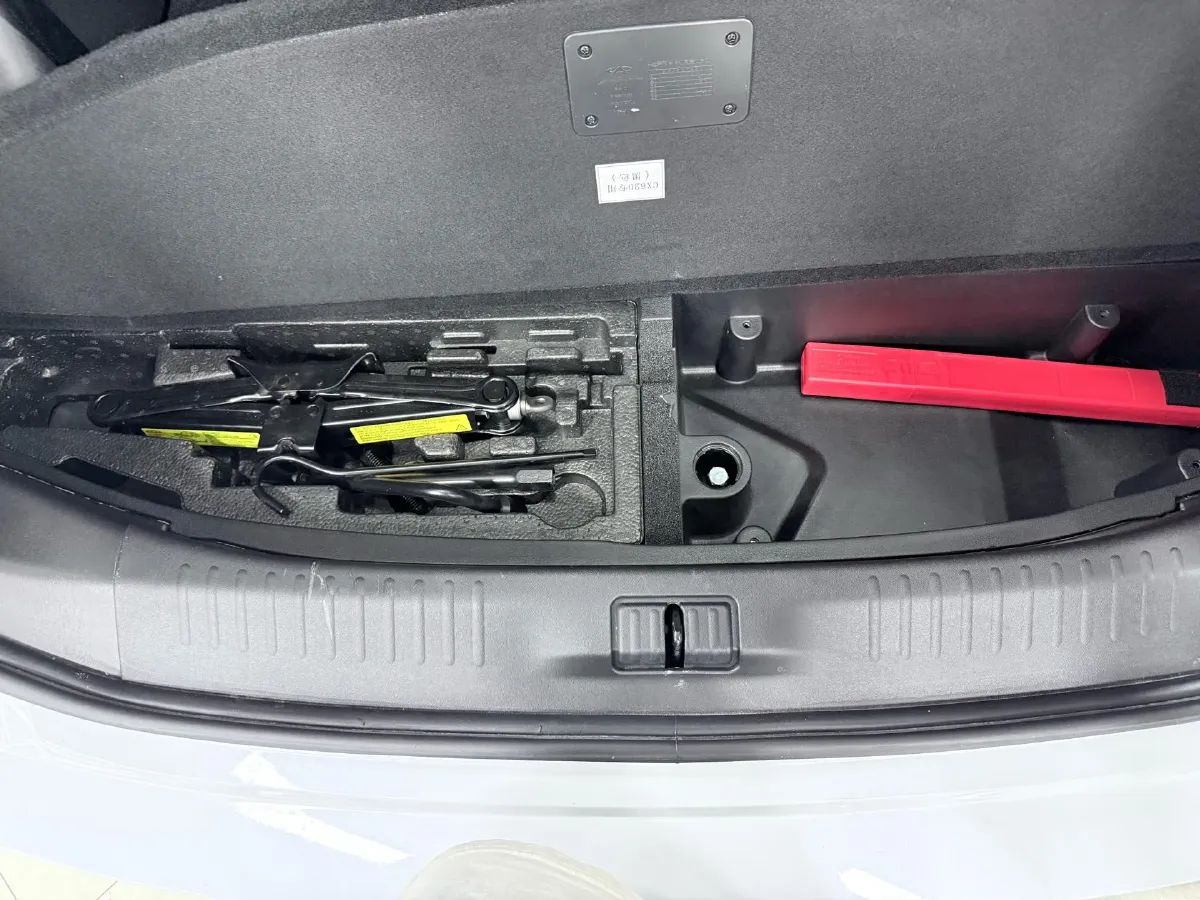 2023 ChangAn Oshan X7 Plus 1.5T 188HP L4 7DCT,autocango,china used car exporter,china ev exporter,chinese used car exporter,chinese used ev exporter