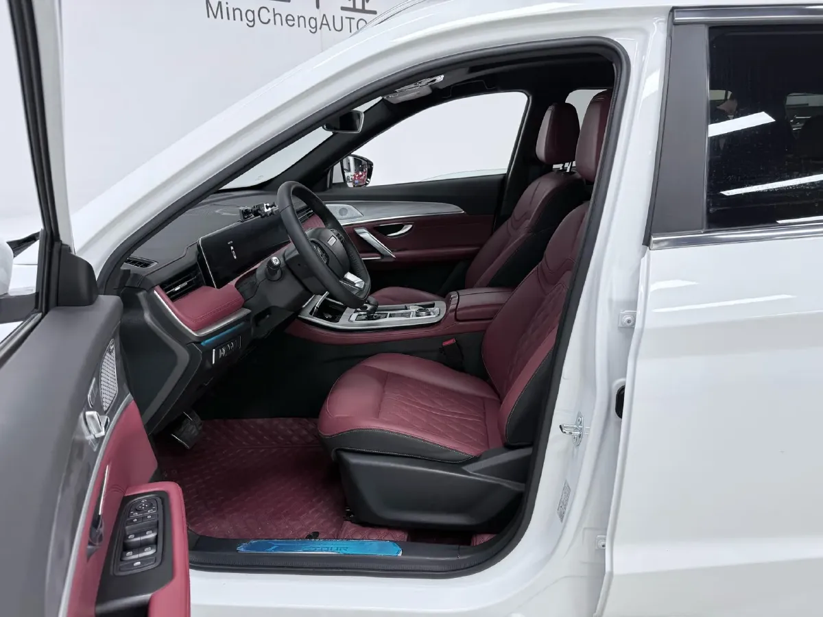 2023 ChangAn Oshan X7 Plus 1.5T 188HP L4 7DCT,autocango,china used car exporter,china ev exporter,chinese used car exporter,chinese used ev exporter