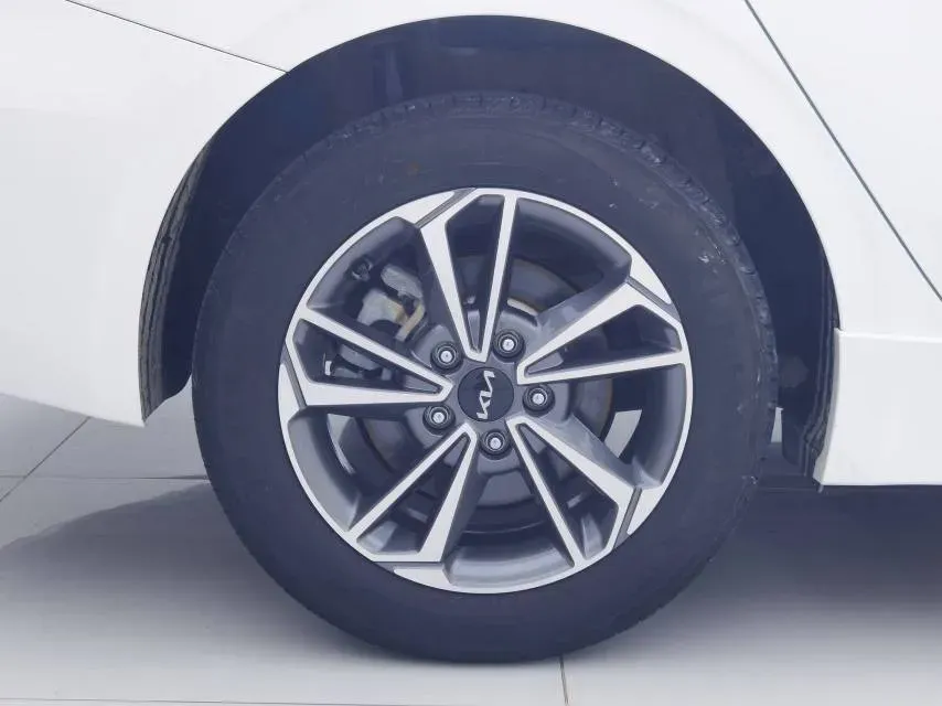 2023 Kia K3 1.4T 140HP L4 7DCT,autocango,china used car exporter,china ev exporter,chinese used car exporter,chinese used ev exporter