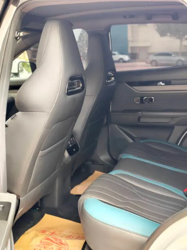 2024 Jetour ShanHai L6 1.5T 156HP L4 1DHT PHEV 19.43KWH,autocango,china used car exporter,china ev exporter,chinese used car exporter,chinese used ev exporter