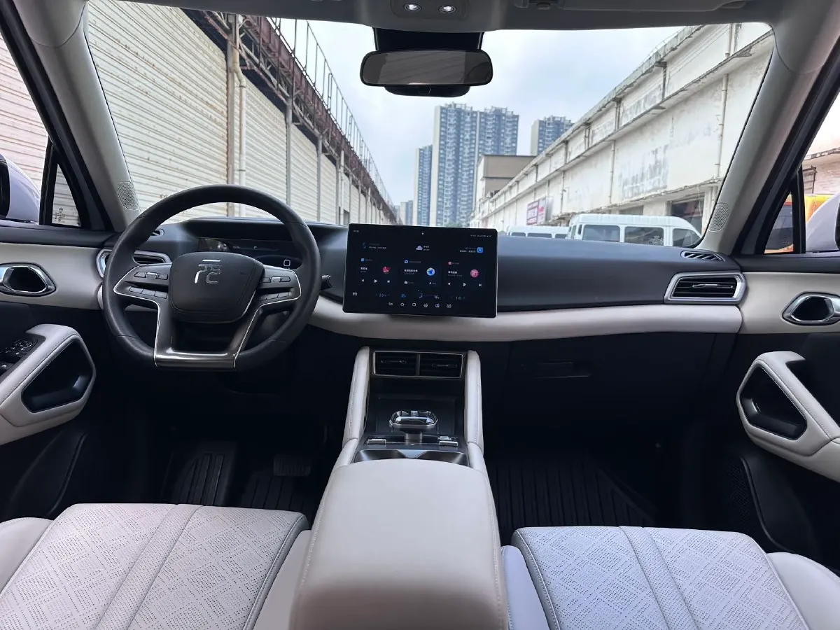2024 BYD YuanUP BEV 45.12KWH,autocango,china used car exporter,china ev exporter,chinese used car exporter,chinese used ev exporter