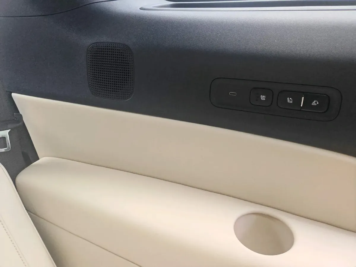 2025 Deepal S09 REEV 150HP REEV,autocango,china used car exporter,china ev exporter,chinese used car exporter,chinese used ev exporter