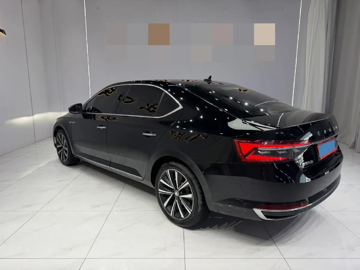 2023 Skoda Superb 1.4T 150HP L4 7DCT,autocango,china used car exporter,china ev exporter,chinese used car exporter,chinese used ev exporter