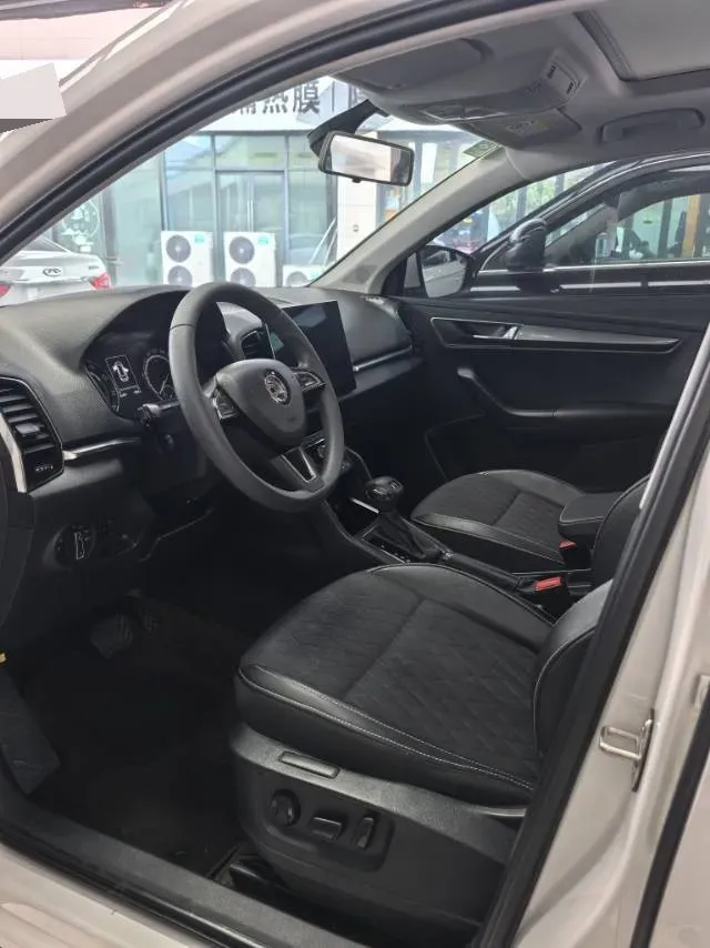 2020 Skoda Karoq 1.4T 150HP L4 7DCT,autocango,china used car exporter,china ev exporter,chinese used car exporter,chinese used ev exporter