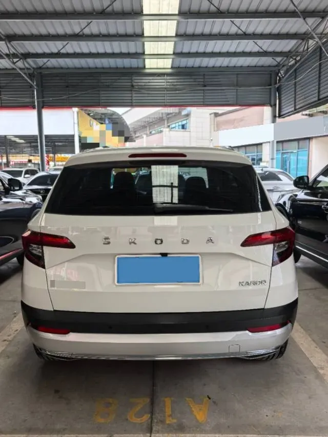 2020 Skoda Karoq 1.4T 150HP L4 7DCT,autocango,china used car exporter,china ev exporter,chinese used car exporter,chinese used ev exporter