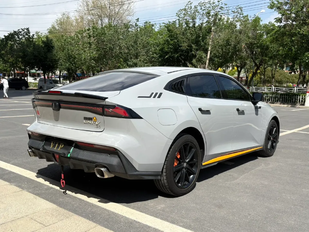2023 ChangAn UNI-V iDD 1.5T 170HP L4 6TCT PHEV 18.4KWH,autocango,china used car exporter,china ev exporter,chinese used car exporter,chinese used ev exporter