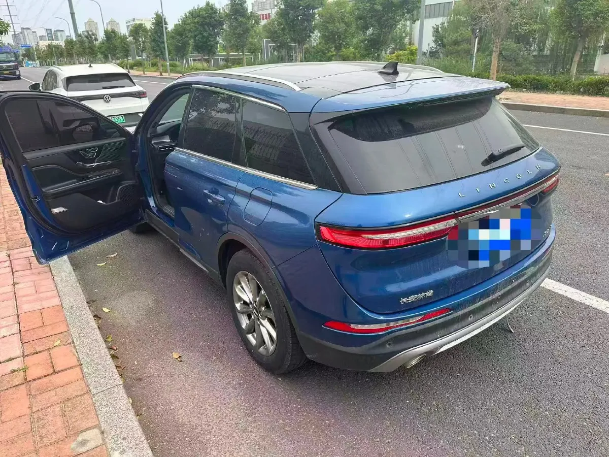 2020 Lincoln Corsair 2.0T 245HP L4 8AT,autocango,china used car exporter,china ev exporter,chinese used car exporter,chinese used ev exporter