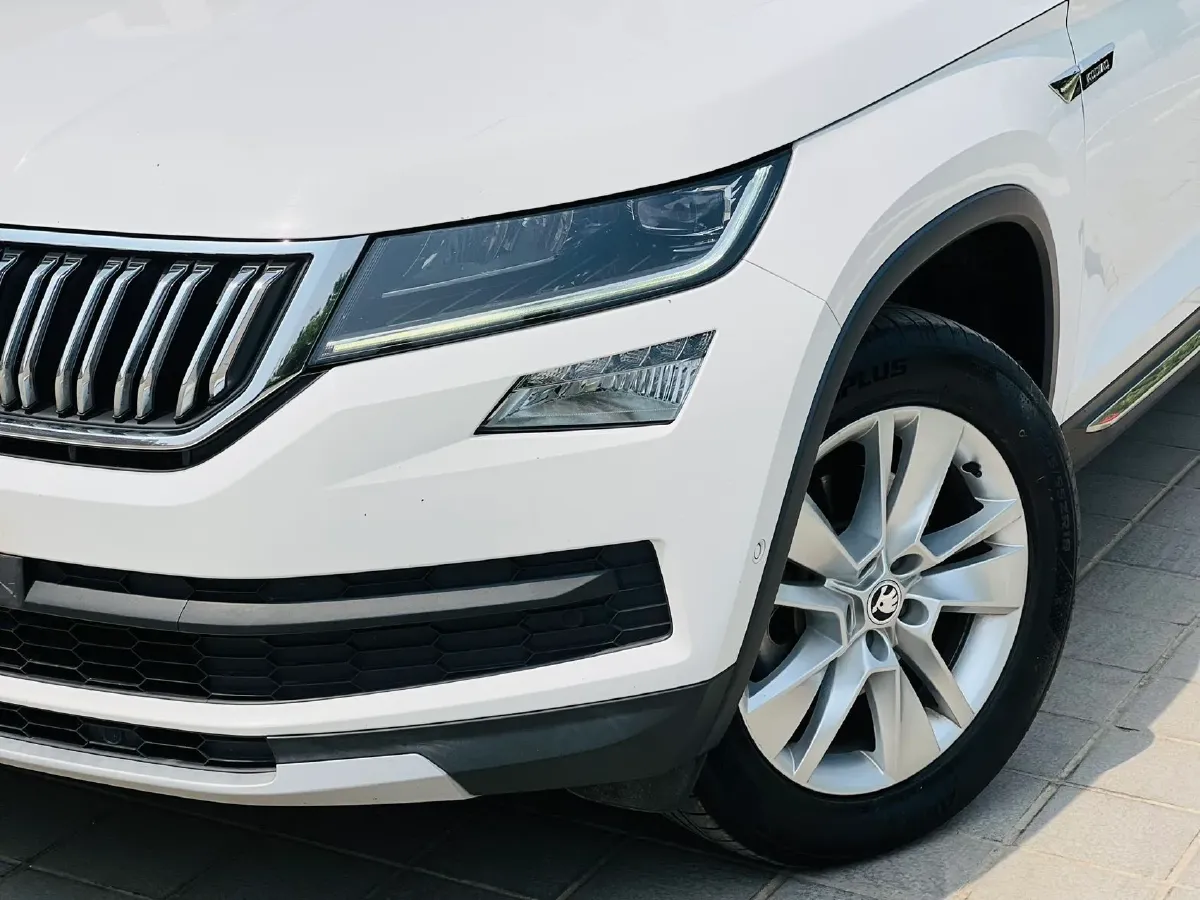 2019 Chevrolet Equinox 2.0T 260HP L4 9AT,autocango,china used car exporter,china ev exporter,chinese used car exporter,chinese used ev exporter
