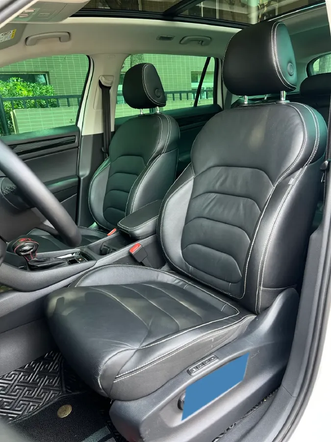 2019 Chevrolet Equinox 2.0T 260HP L4 9AT,autocango,china used car exporter,china ev exporter,chinese used car exporter,chinese used ev exporter