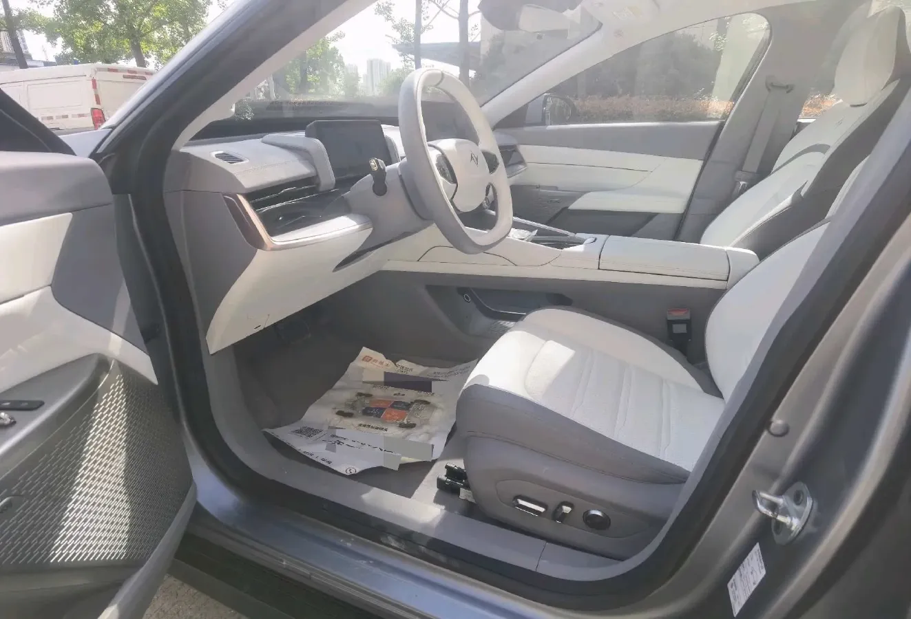 2024 DongFeng eπ eπ007 BEV 70.26KWH,autocango,china used car exporter,china ev exporter,chinese used car exporter,chinese used ev exporter