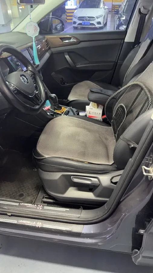2019 MINI MINI 1.5T 102HP L3 7DCT,autocango,china used car exporter,china ev exporter,chinese used car exporter,chinese used ev exporter