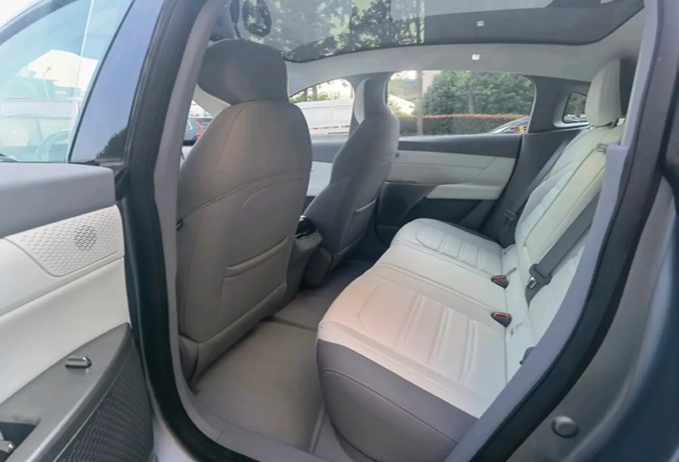 2024 DongFeng eπ eπ007 BEV 70.26KWH,autocango,china used car exporter,china ev exporter,chinese used car exporter,chinese used ev exporter