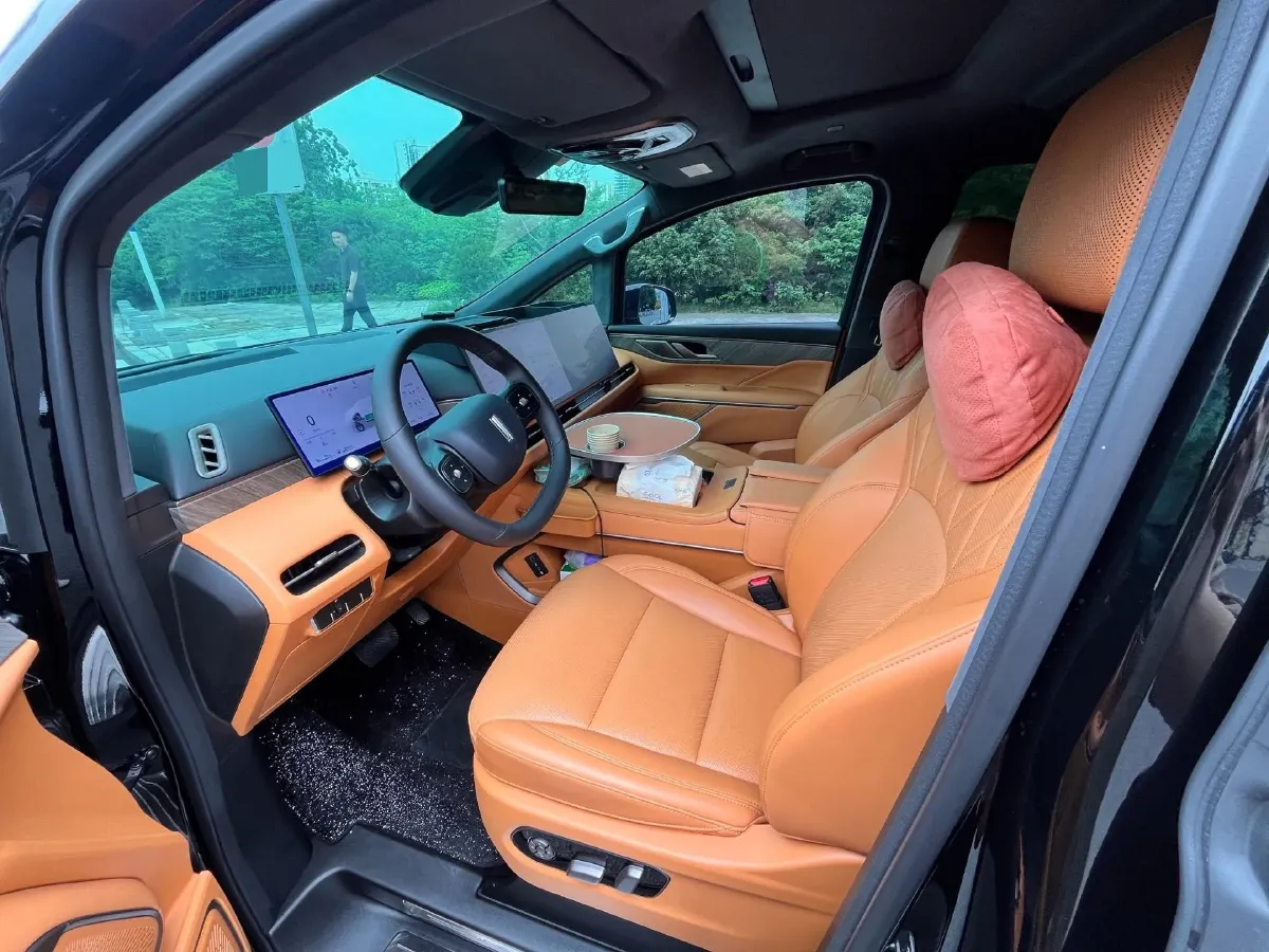 2025 WEY HighMountain 1.5T 170HP L4 4DHT PHEV,autocango,china used car exporter,china ev exporter,chinese used car exporter,chinese used ev exporter