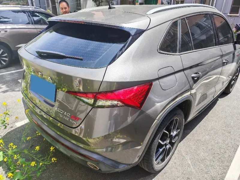 2019 Skoda Kodiak GT 2.0T 220HP L4 7DCT,autocango,china used car exporter,china ev exporter,chinese used car exporter,chinese used ev exporter